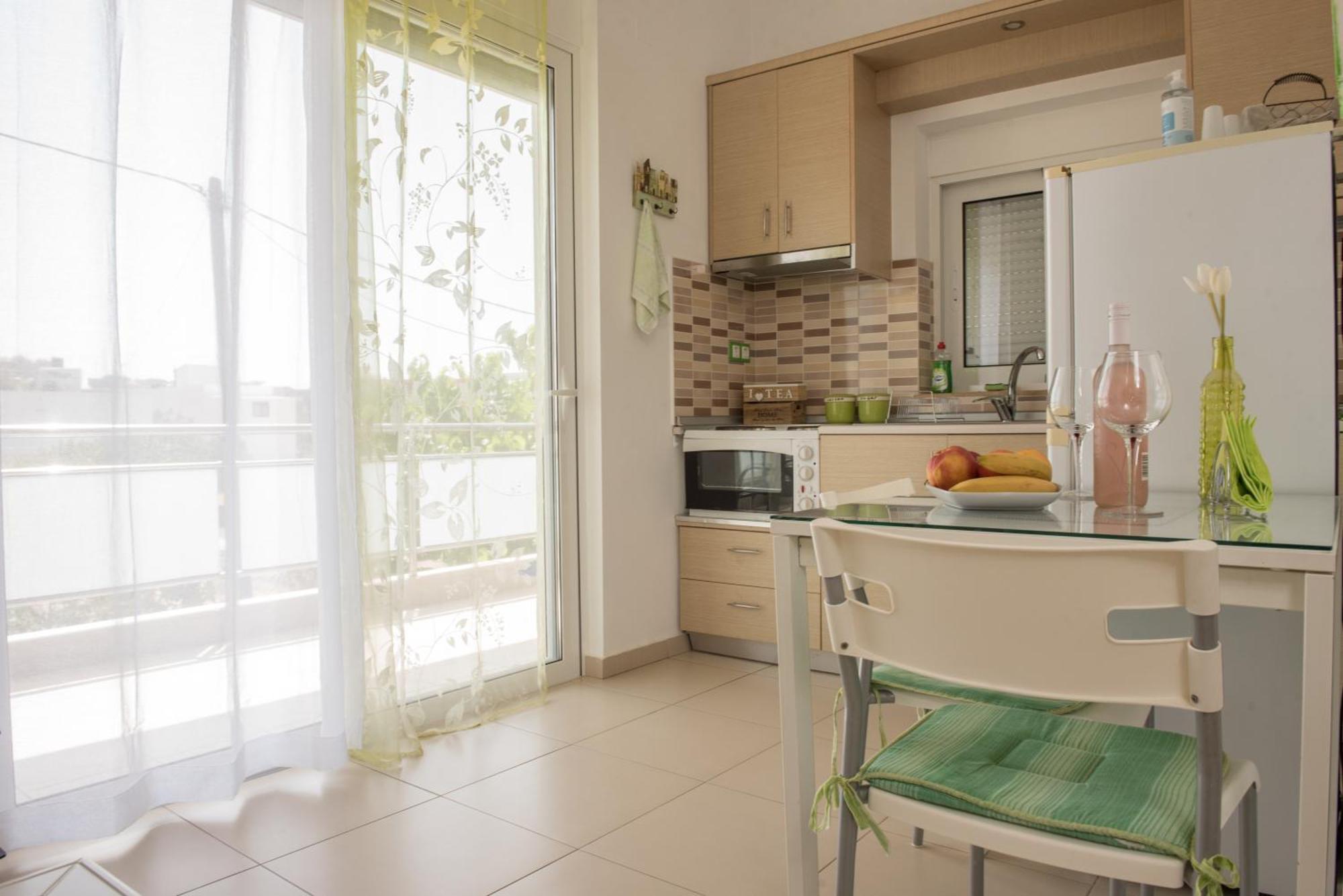 Giannmary Apartment Palaiochora Ngoại thất bức ảnh