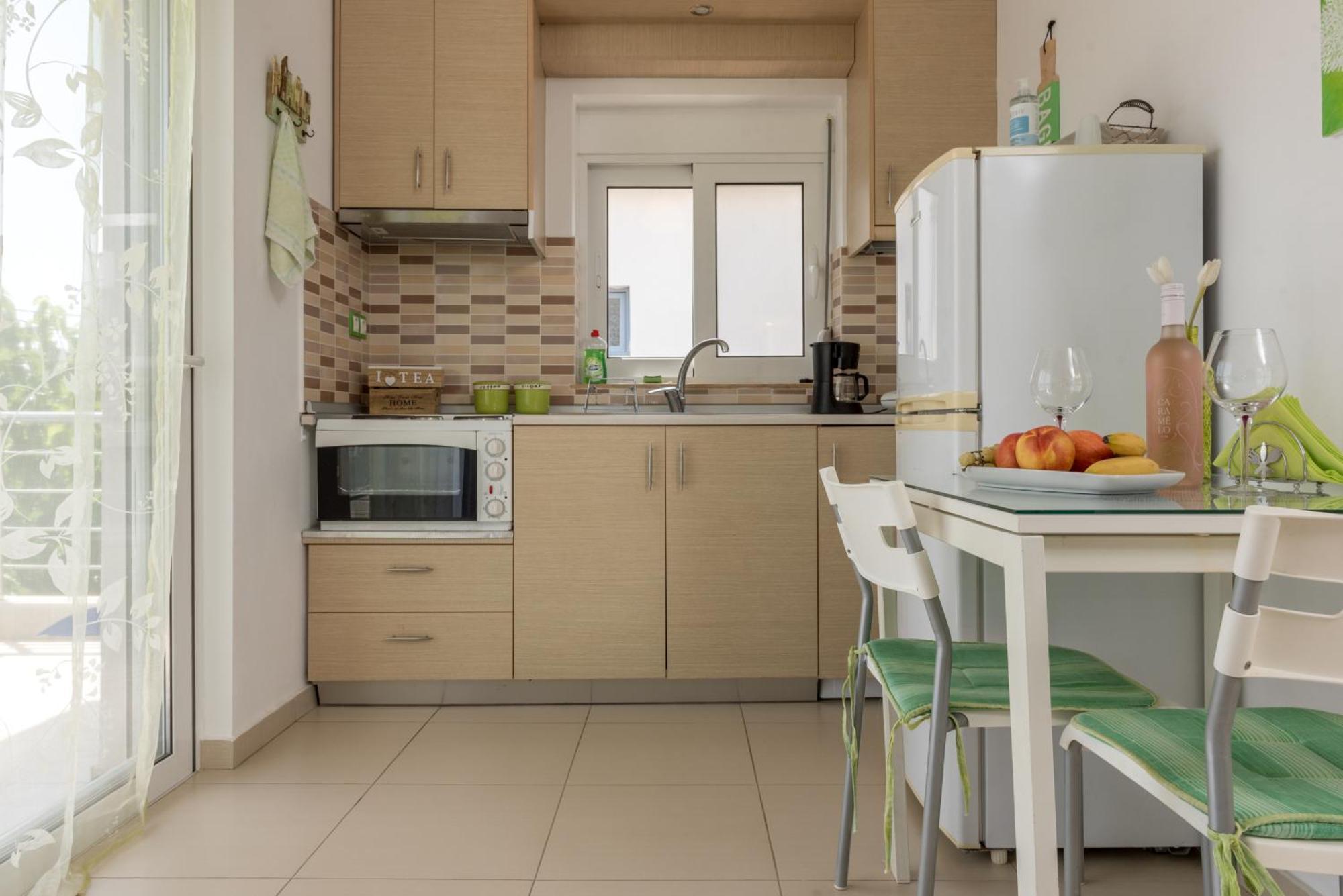 Giannmary Apartment Palaiochora Ngoại thất bức ảnh