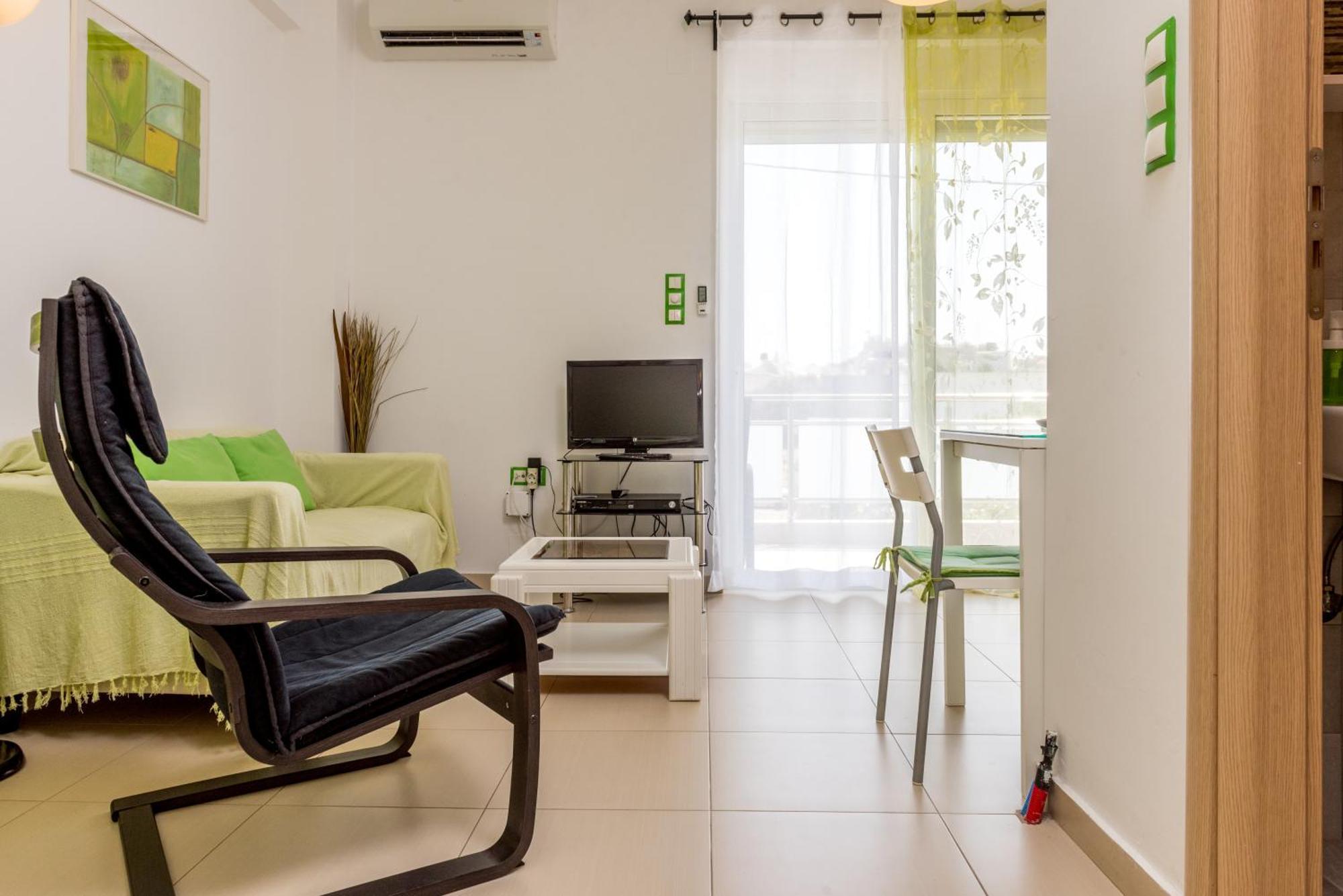Giannmary Apartment Palaiochora Ngoại thất bức ảnh